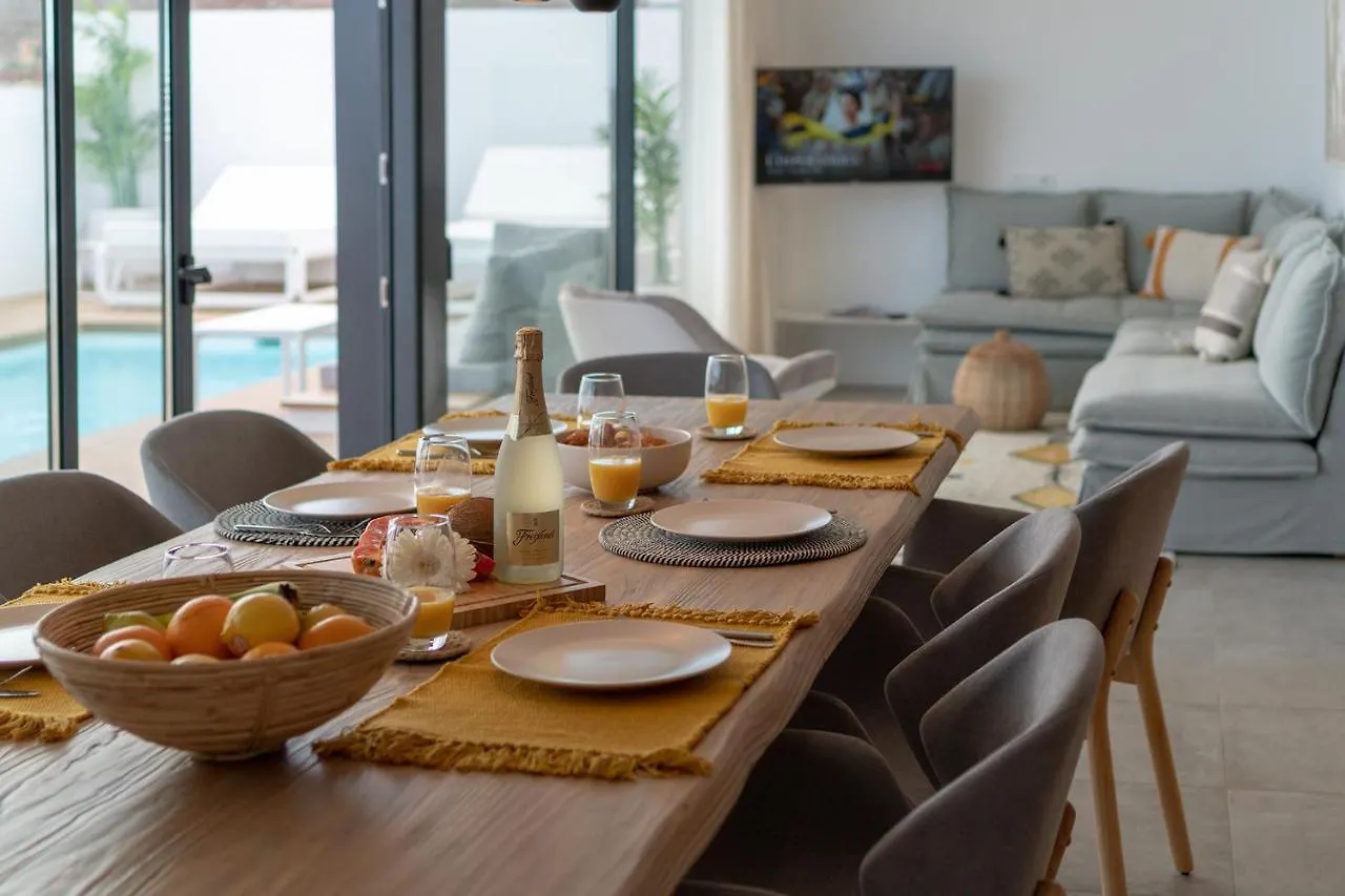 Villa Yolo Sur Private Pool Corralejo By Holidays Home